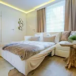 Auszeit 1 Mit Terasse Und Gratis Parkplatz * Leoben (Styria)