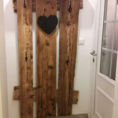 Appartamento Auszeit 1 Mit Terasse Und Gratis Parkplatz Leoben (Styria)