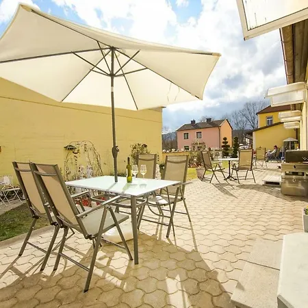 Auszeit Leoben 1 Mit Terasse Und Gratis Parkplatz * Leoben (Styria)