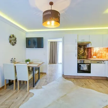 Auszeit Leoben 1 Mit Terasse Und Gratis Parkplatz * Leoben (Styria)