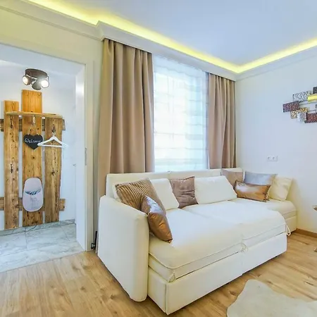 Apartament Auszeit 1 Mit Terasse Und Gratis Parkplatz *