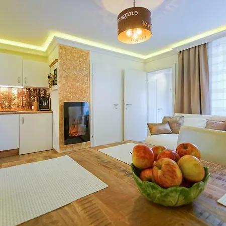 Auszeit 1 Mit Terasse Und Gratis Parkplatz Apartament Leoben (Styria)