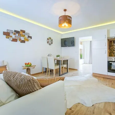 Auszeit Leoben 1 Mit Terasse Und Gratis Parkplatz Leoben (Styria)