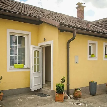 Apartmán Auszeit 1 Mit Terasse Und Gratis Parkplatz Leoben (Styria)