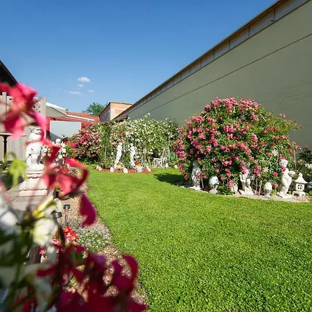 Apartament Auszeit 1 Mit Terasse Und Gratis Parkplatz Leoben (Styria)