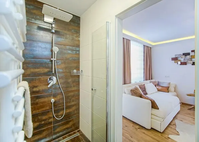 Auszeit 1 Mit Terasse Und Gratis Parkplatz